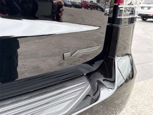 Used 2024 Cadillac Escalade V image 4