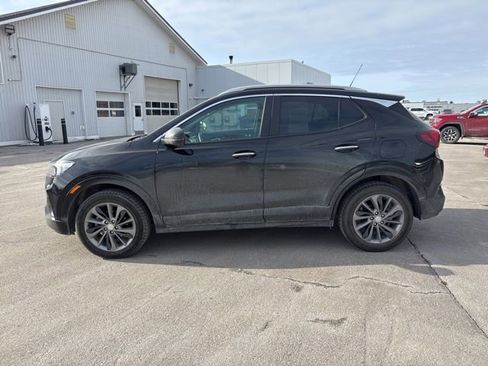 Used 2023 Buick Encore GX Select w/ Sport Touring Package image 2