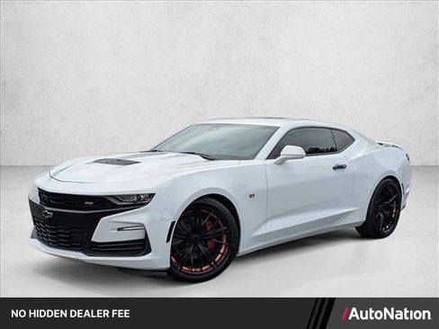 Used 2019 Chevrolet Camaro SS RWD image 1