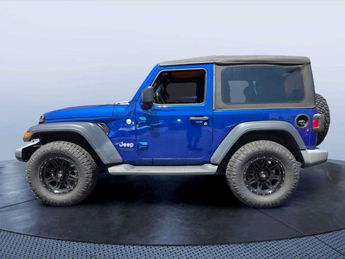 Used 2020 Jeep Wrangler Sport AWD/4WD image 3
