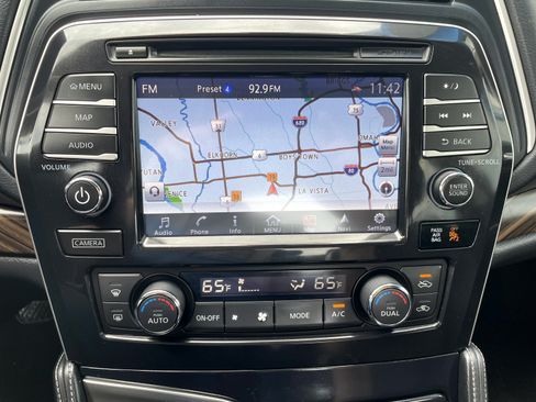 Used 2017 Nissan Maxima Platinum FWD image 16