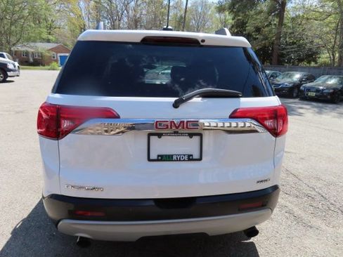 Used 2017 GMC Acadia SLT AWD/4WD image 8