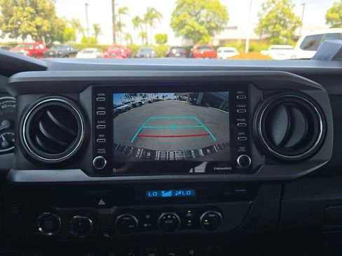 Used 2023 Toyota Tacoma TRD Sport w/ Technology Package AWD/4WD image 28