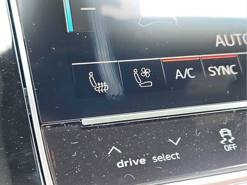 New 2026 Audi Q7 3.0T Premium Plus AWD/4WD image 17