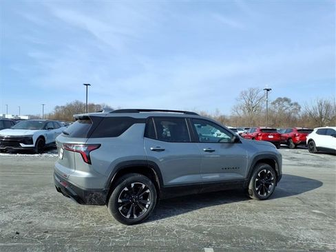 New 2026 Chevrolet Equinox RS image 3