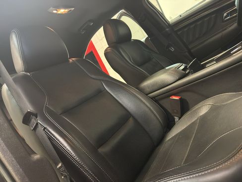 Used 2017 Ford Taurus Limited FWD image 22
