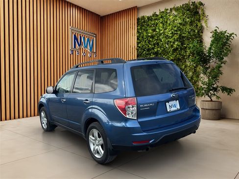 Used 2010 Subaru Forester 2.5X Premium AWD/4WD image 30