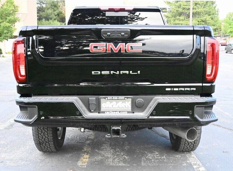 Used 2022 GMC Sierra 3500 Denali w/ Denali Ultimate Package AWD/4WD image 7