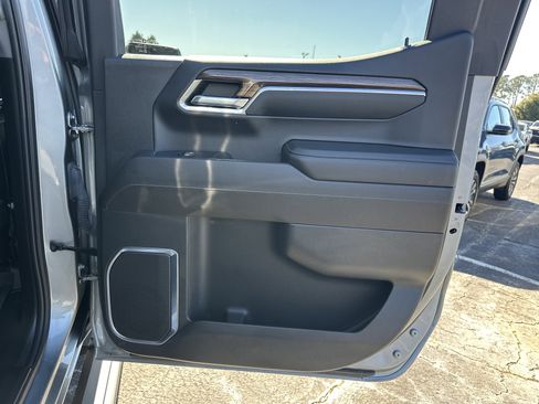 Used 2023 Chevrolet Silverado 1500 RST w/ All Star Edition Plus image 17