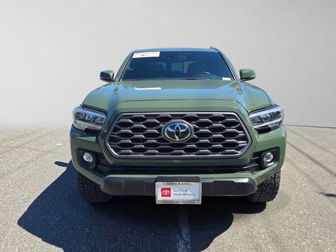 Certified 2021 Toyota Tacoma TRD Off-Road w/ TRD Premium Off Road Package AWD/4WD image 8