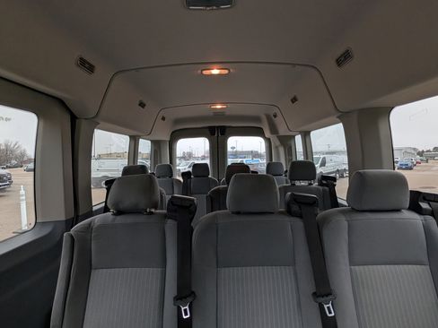 Used 2017 Ford Transit 350 XLT image 21