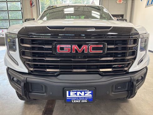 Used 2024 GMC Sierra 1500 AT4X w/ AT4X AEV Edition image 3