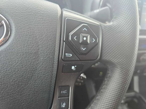 Used 2023 Toyota Tacoma TRD Sport image 30
