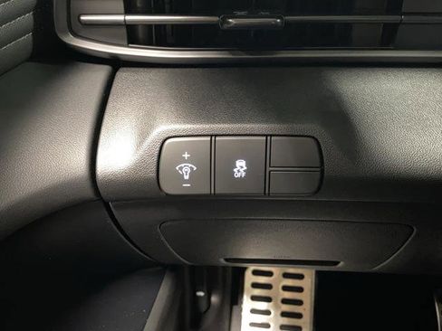 New 2026 Hyundai Elantra Sport image 22