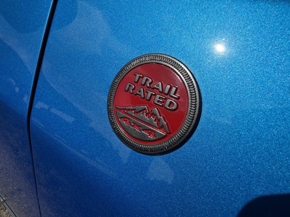 Used 2024 Jeep Compass Trailhawk AWD/4WD image 13