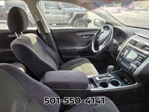 Used 2013 Nissan Altima 2.5 SV image 10
