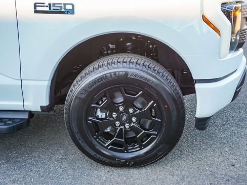 New 2025 Ford F150 Lightning XLT image 11