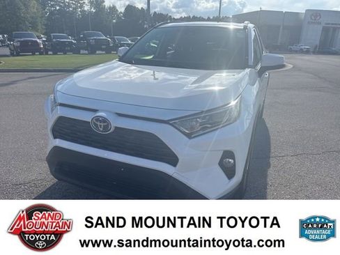Used 2021 Toyota RAV4 XLE image 6