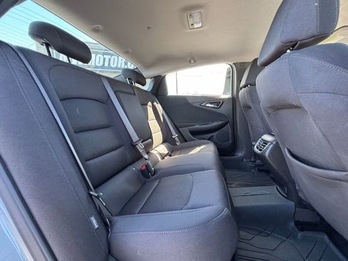 Used 2025 Chevrolet Malibu LT FWD image 19