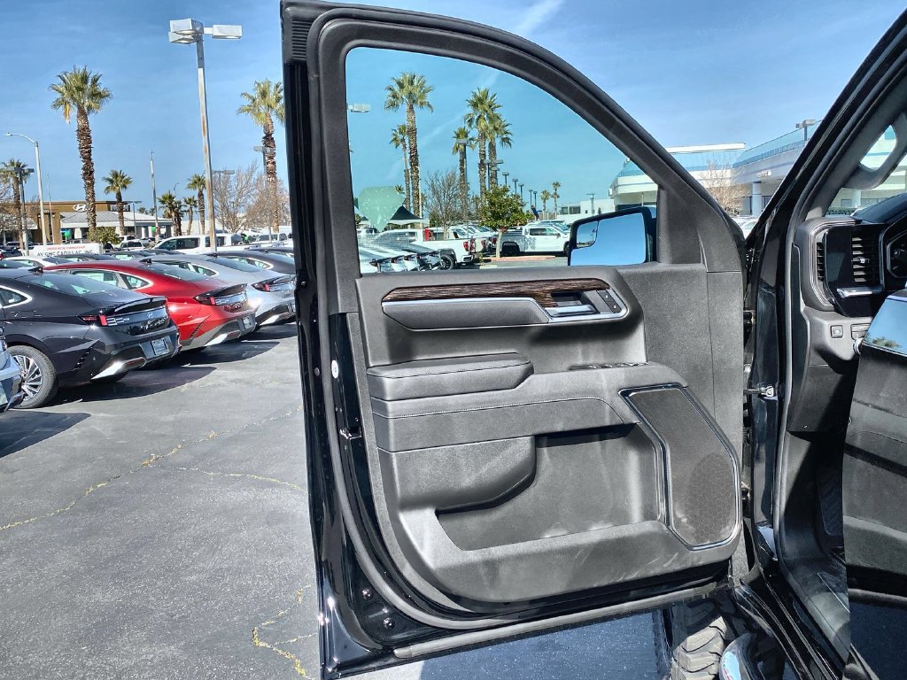 New 2026 GMC Sierra 1500 SLE w/ Preferred Package AWD/4WD image 28
