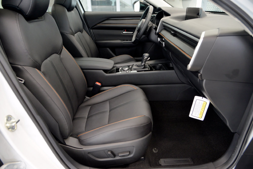 Certified 2026 MAZDA CX-50 AWD 2.5 S image 30