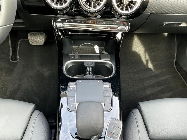 Certified 2023 Mercedes-Benz CLA 250 4MATIC image 17