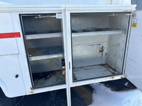 Used 2024 Ford F450 XL w/ XL Chrome Package image 13