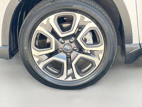 Used 2023 Subaru Ascent Touring AWD/4WD image 35