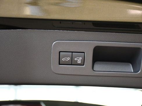 New 2025 Lexus LX 700h F Sport image 28