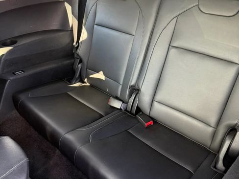 Used 2017 Acura MDX FWD w/ Advance Package image 18