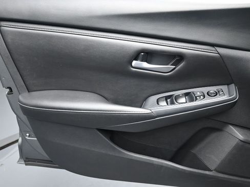 Used 2023 Nissan Sentra SV image 19