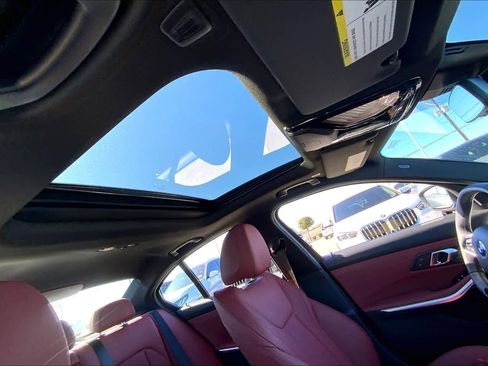 Certified 2025 BMW 330i Sedan image 13