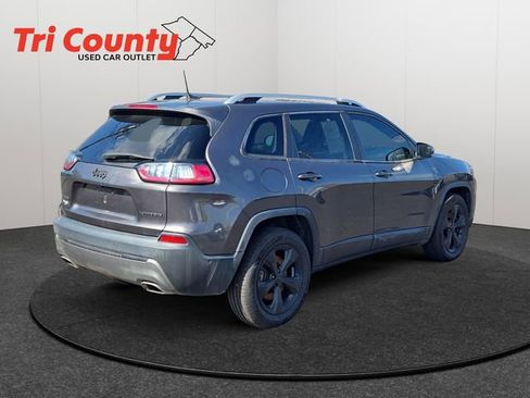 Used 2019 Jeep Cherokee Limited w/ Technology Group AWD/4WD image 7