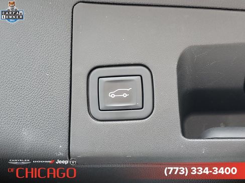 Used 2024 Cadillac XT5 Premium Luxury FWD image 9