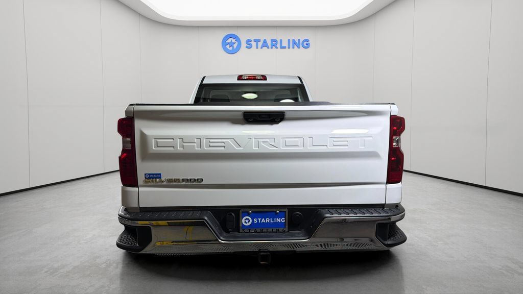 Certified 2025 Chevrolet Silverado 1500 W/T RWD image 17