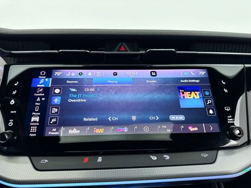 Used 2024 Jeep Wagoneer Launch Edition image 7