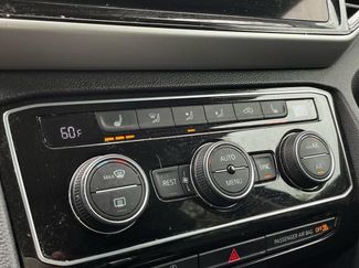 Used 2023 Volkswagen Atlas SE w/ Panoramic Sunroof Package FWD video 2