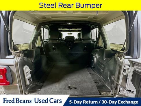 Used 2018 Jeep Wrangler Unlimited Rubicon AWD/4WD image 33