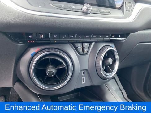 Certified 2025 Chevrolet Blazer LT w/ Convenience Package image 13