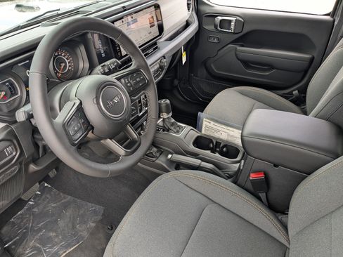 New 2025 Jeep Wrangler Sport S image 15