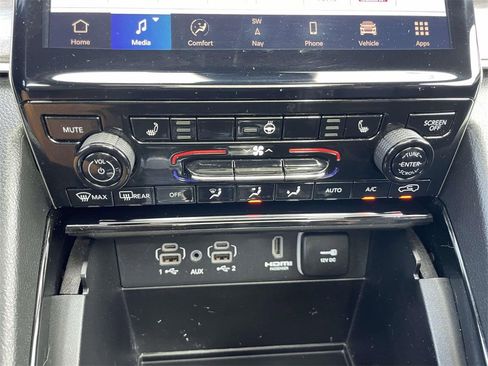 Used 2022 Jeep Grand Cherokee Limited 4xe image 62