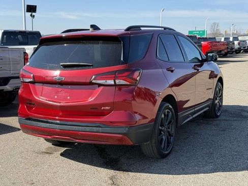 Used 2024 Chevrolet Equinox RS w/ RS Leather Package AWD/4WD image 5