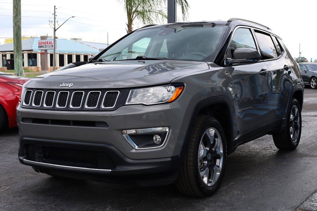 Used 2021 Jeep Compass Limited w/ Elite Interior Group AWD/4WD image 2