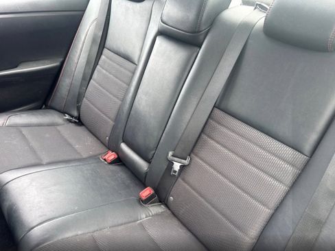 Used 2017 Toyota Camry SE FWD image 8