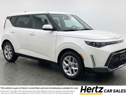 Used 2025 Kia Soul LX w/ LX Technology Package