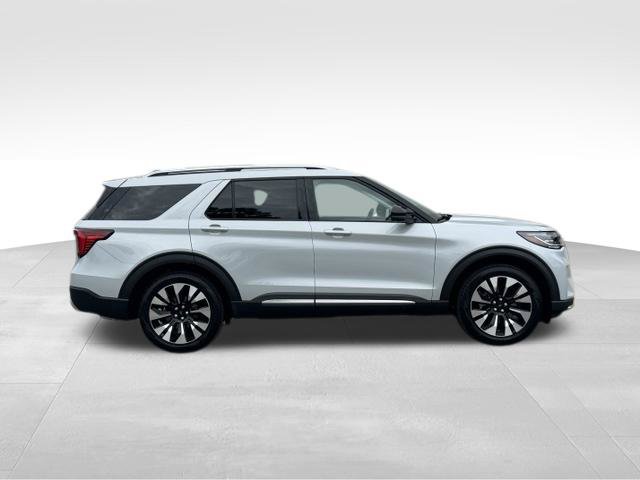 Used 2026 Ford Explorer Platinum w/ LUX Leather Package AWD/4WD image 2