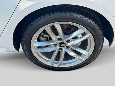 Used 2020 Audi A4 2.0T Premium image 7