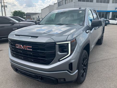 Used 2026 GMC Sierra 1500 Elevation AWD/4WD image 1