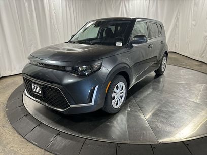 New 2025 Kia Soul LX