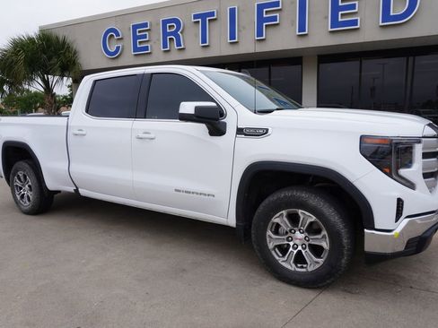 Used 2023 GMC Sierra 1500 SLE AWD/4WD image 1